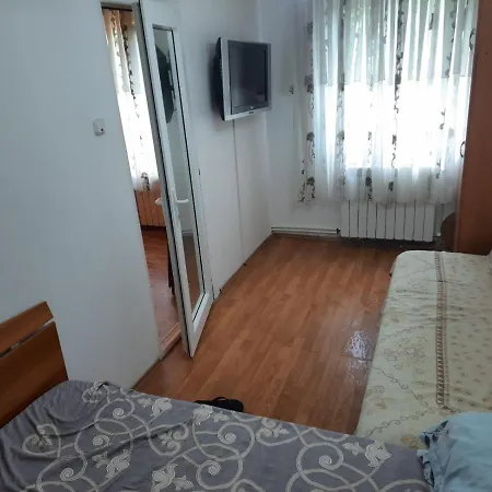 Apartament 3 Camere. Sat Vacanta Mamaia Apartament Constanţa